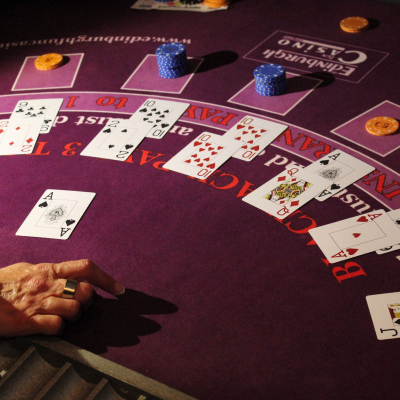 Blackjack with Edinburgh Fun Casinos